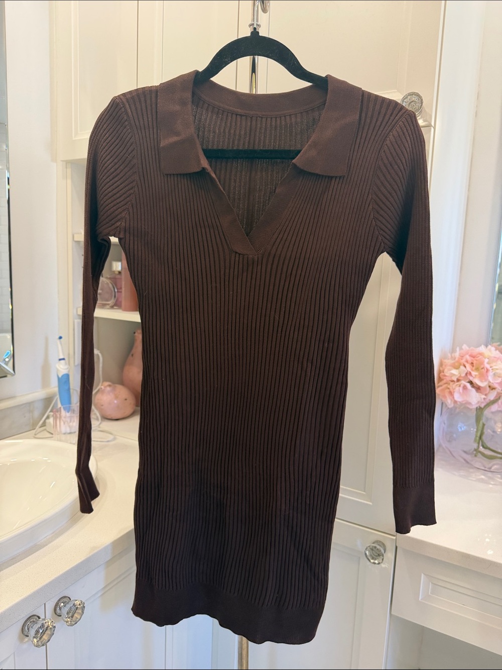 SHEIN Brown Ribbed V-Neck Collar Mini Dress